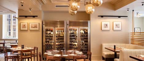 Dîner et brunch servis sur place