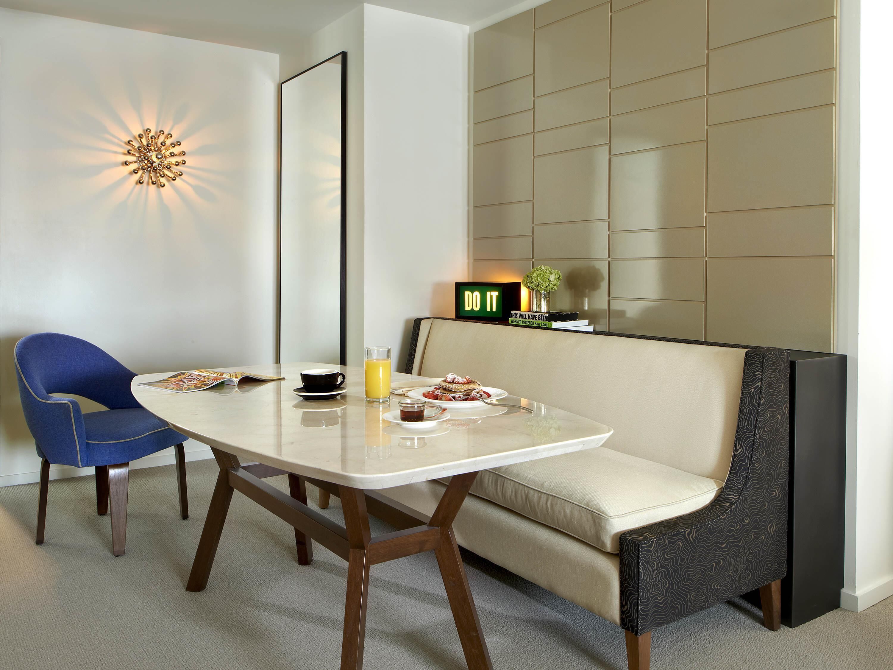 Deluxe Suite | Egyptian cotton sheets, premium bedding, in-room safe, laptop workspace