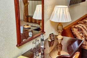 Junior Suite, 1 Double Bed with Sofa bed | Living area | TV - Royal Street Hotel (Odesa)