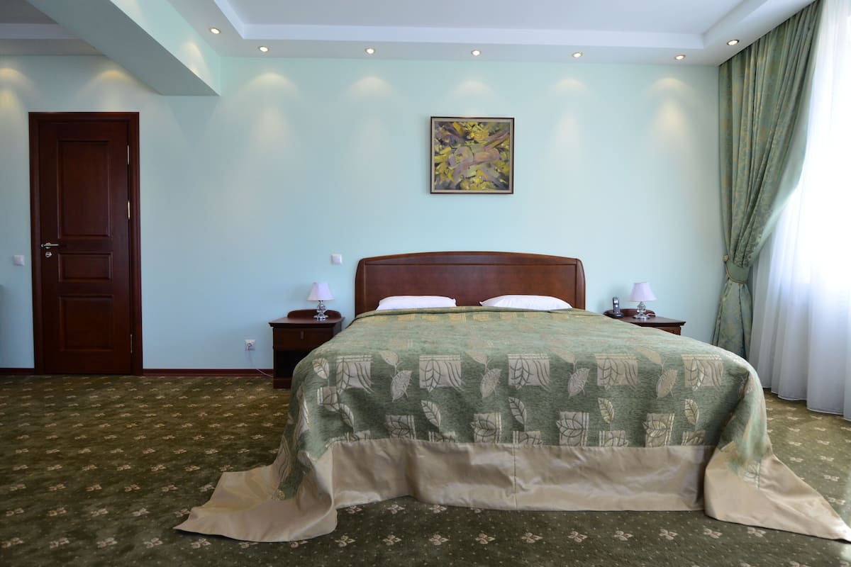 1 Schlafzimmer, hochwertige Bettwaren, Minibar, Zimmersafe