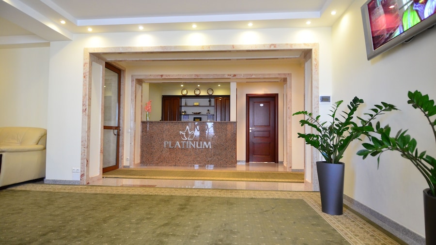 Platinum Hotel