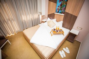 Standard Double Room | Premium bedding, down comforters, memory foam beds, minibar