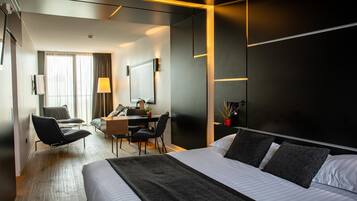 Junior Suite, 1 King Bed with Sofa bed | Premium bedding, in-room safe, desk, blackout curtains