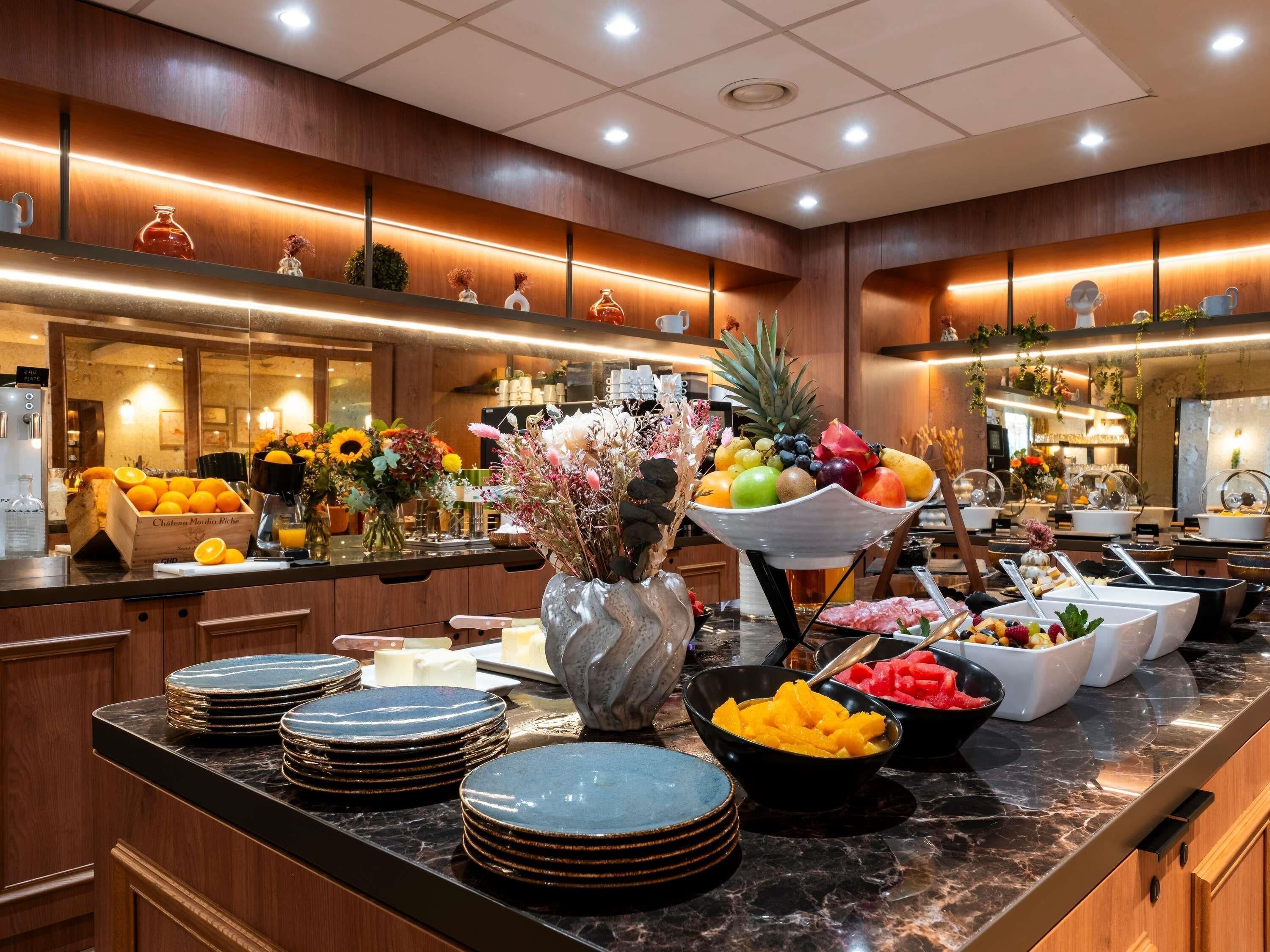 Daily buffet breakfast (EUR 20 per person)