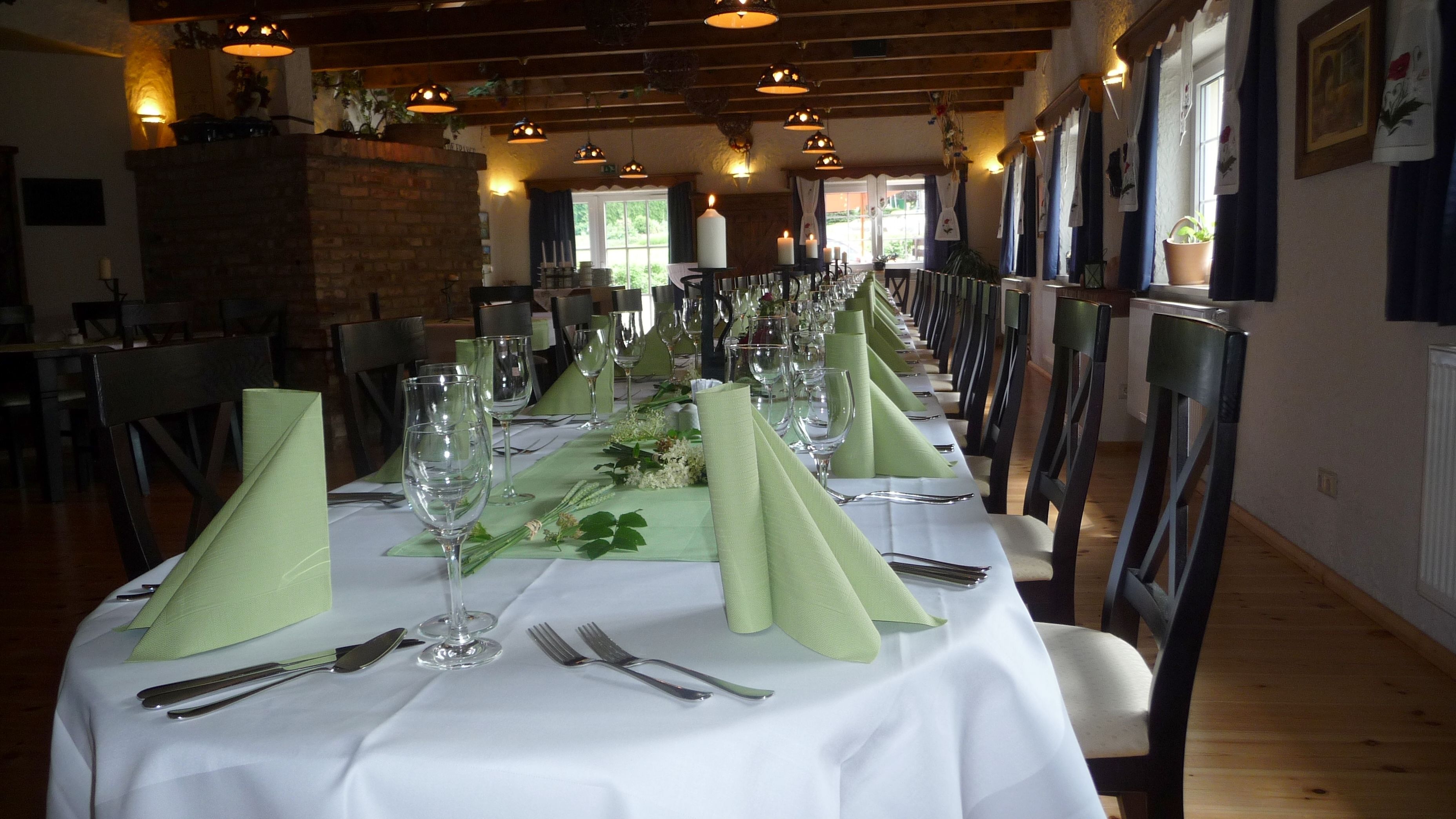 dinner served, french cuisine, al fresco dining