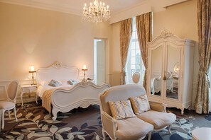 Minibar, in-room safe, desk, blackout curtains