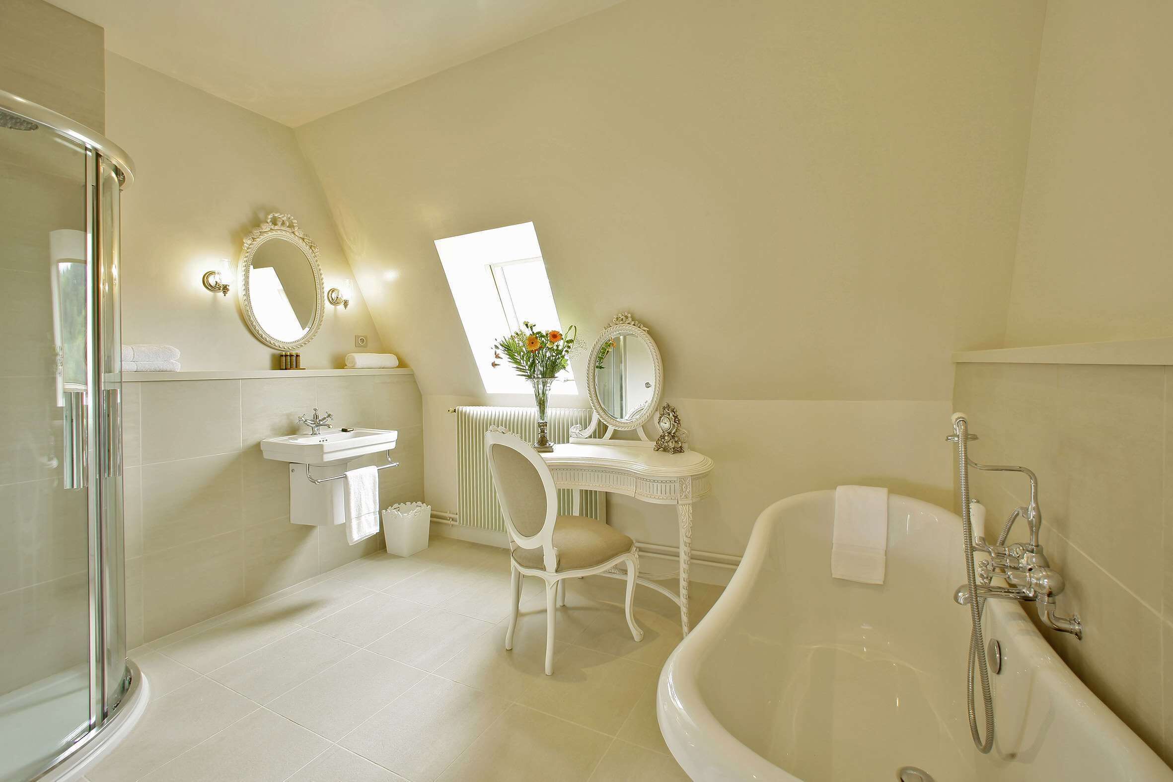 minibar, in-room safe, desk, blackout curtains