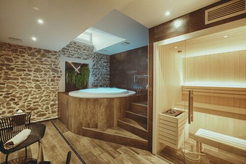  Auberge de Clochemerle – Spa & restaurant gastronomique