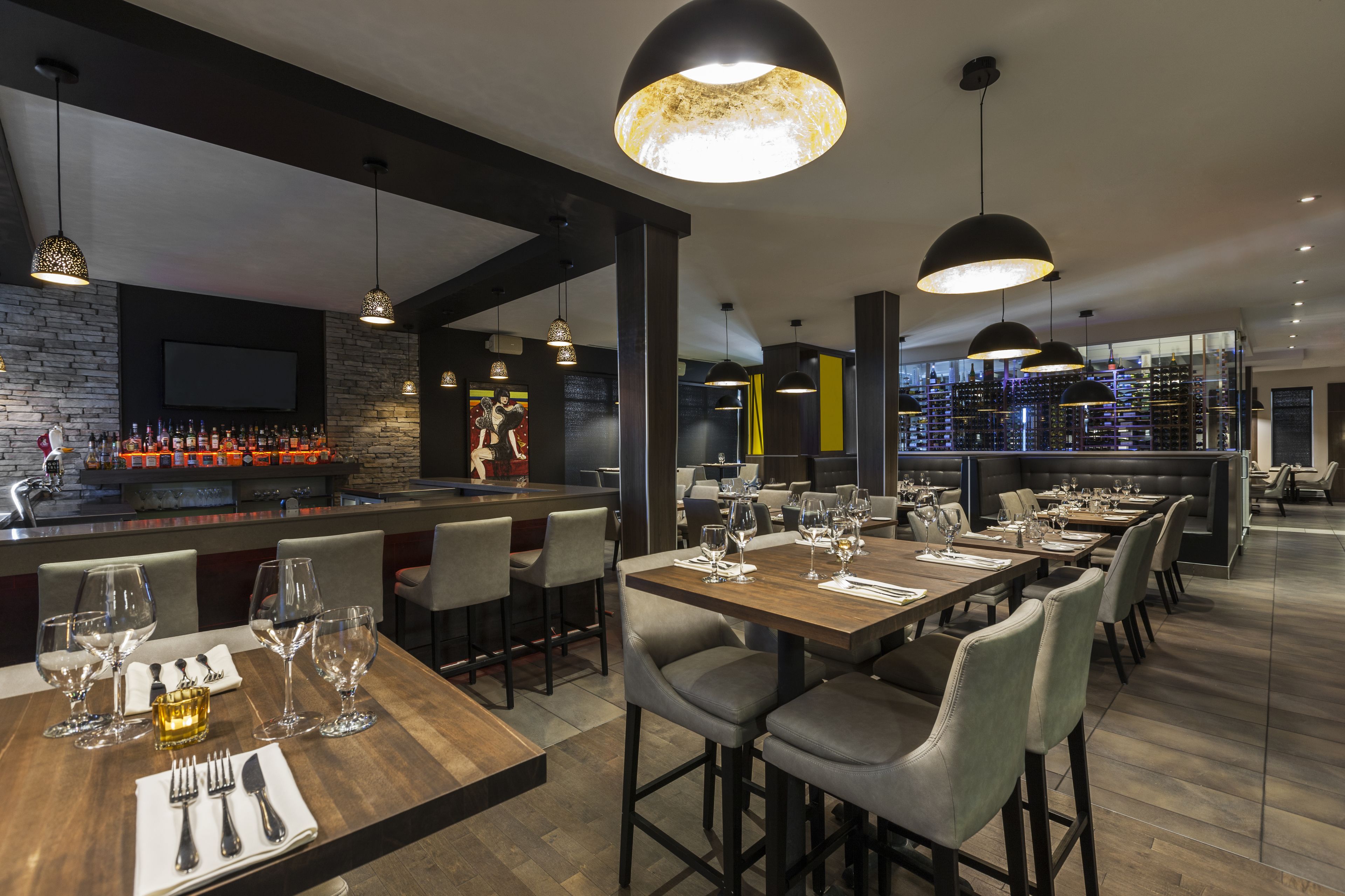 아침 식사, 점심 식사 및 저녁 식사 제공