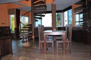 Dining - Chaweng Noi Residence (Koh Samui)