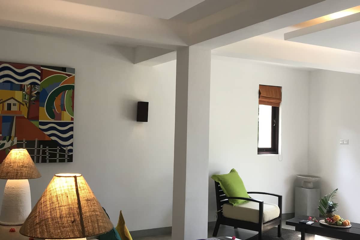 balcony double bedroom | 1 bedroom, in-room safe, individually decorated, individually furnished