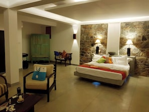 Honeymoon suite | Een kluis op de kamer, individueel gedecoreerd, individueel gemeubileerd