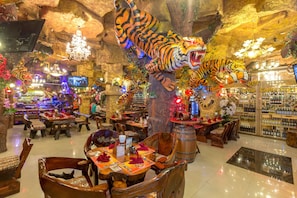 Exterior - Tiger Hotel (Patong)
