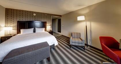 Hampton Inn Neptune/Wall