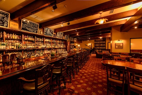 Bar (en la propiedad)