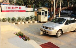 Exterior - Hotel Ivory 32 (New Delhi)