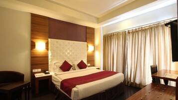 Superior kamer, 1 kingsize bed | 10 slaapkamers, luxe beddengoed, donzen dekbedden