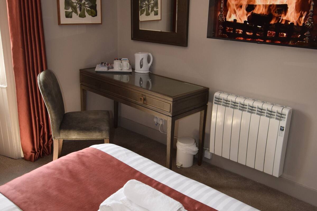 Kamar Double, ensuite