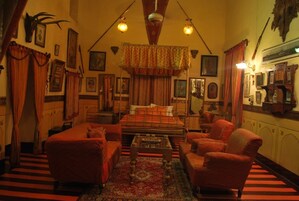 Quarto superior | Individualmente decorados, individualmente mobiliados