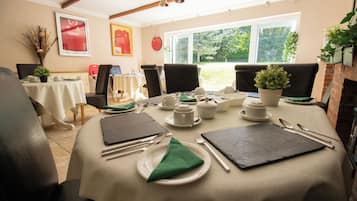 Free daily full breakfast