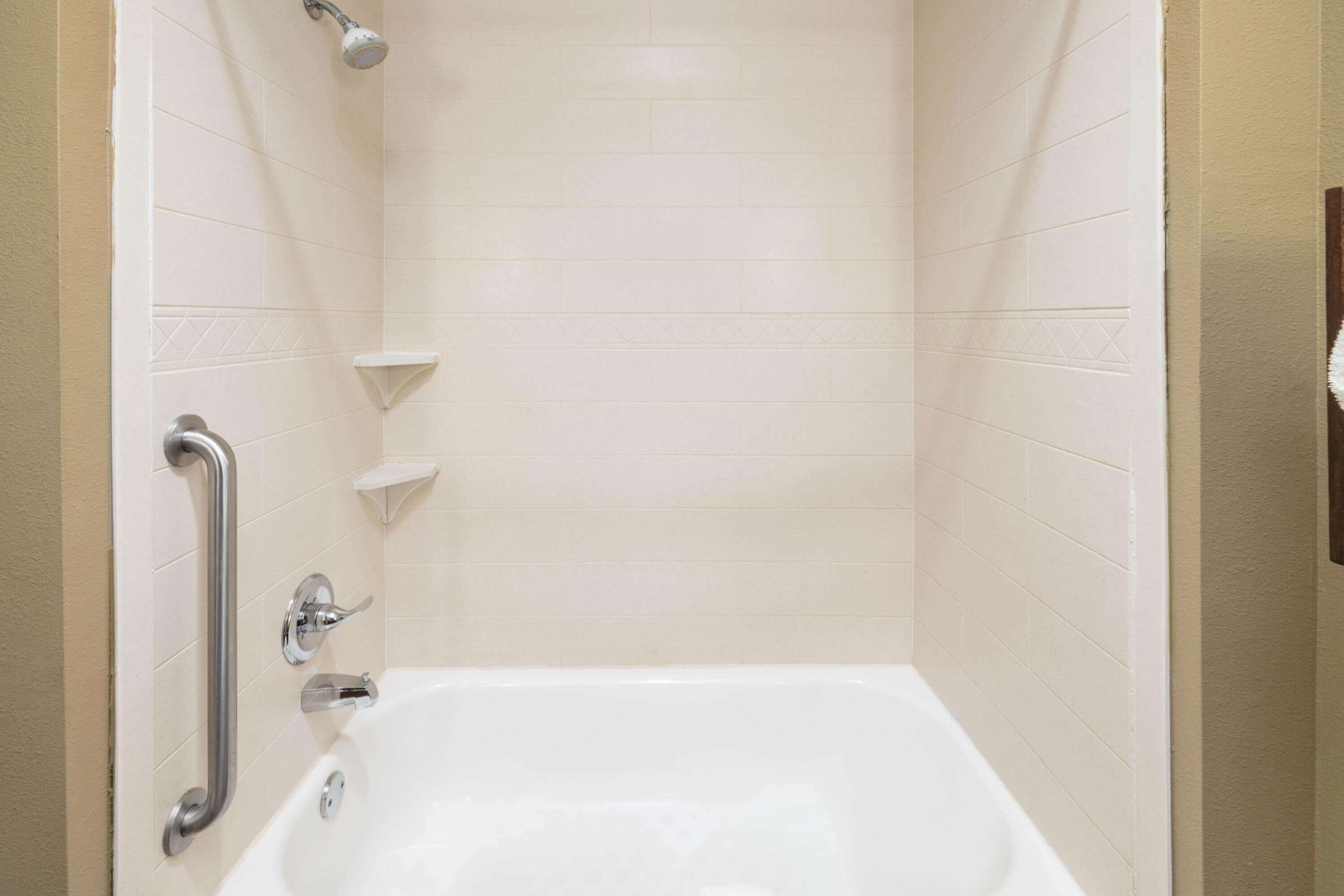 combined shower/bathtub, free toiletries, hair dryer, towels