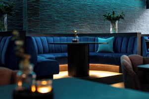 Lunch and dinner served