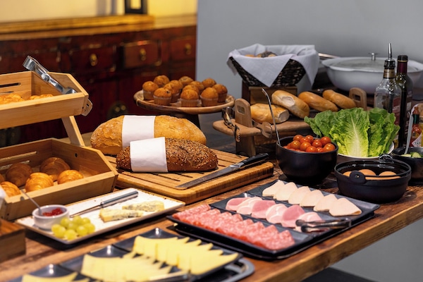 Dagelijks ontbijtbuffet (GBP 17.50 per persoon)