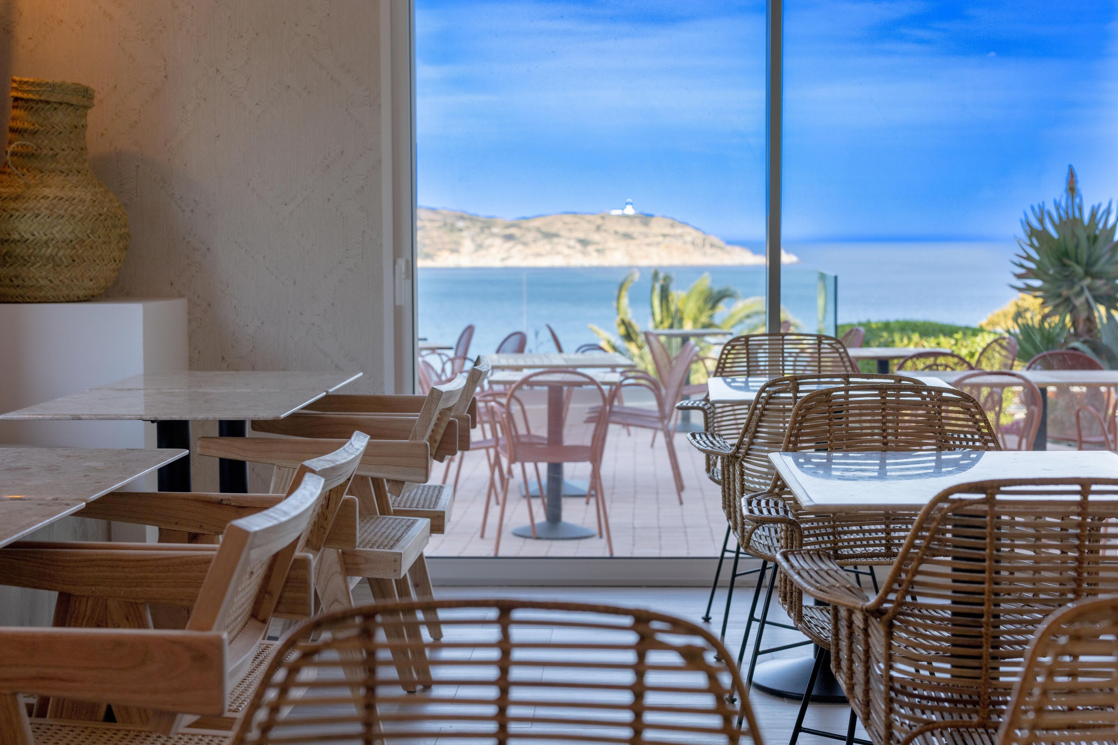 Morgenmadsbuffet hver dag (19 EUR pr. person)