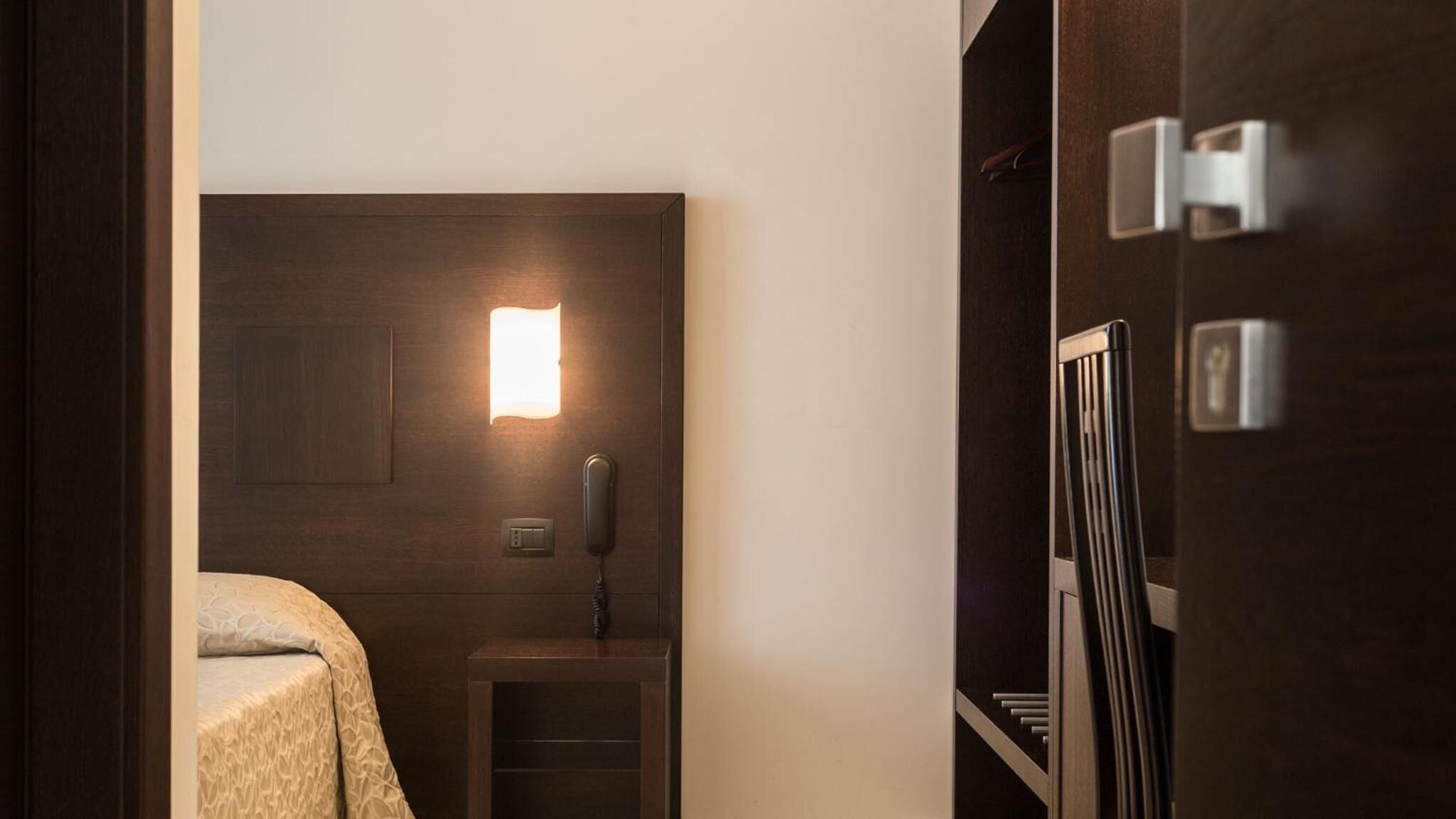 hypo-allergenic bedding, minibar, in-room safe, individually furnished