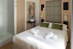 Double Room, Terrace (Cosy) | Bathroom