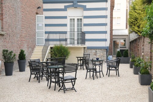 Marnie House Hôtel