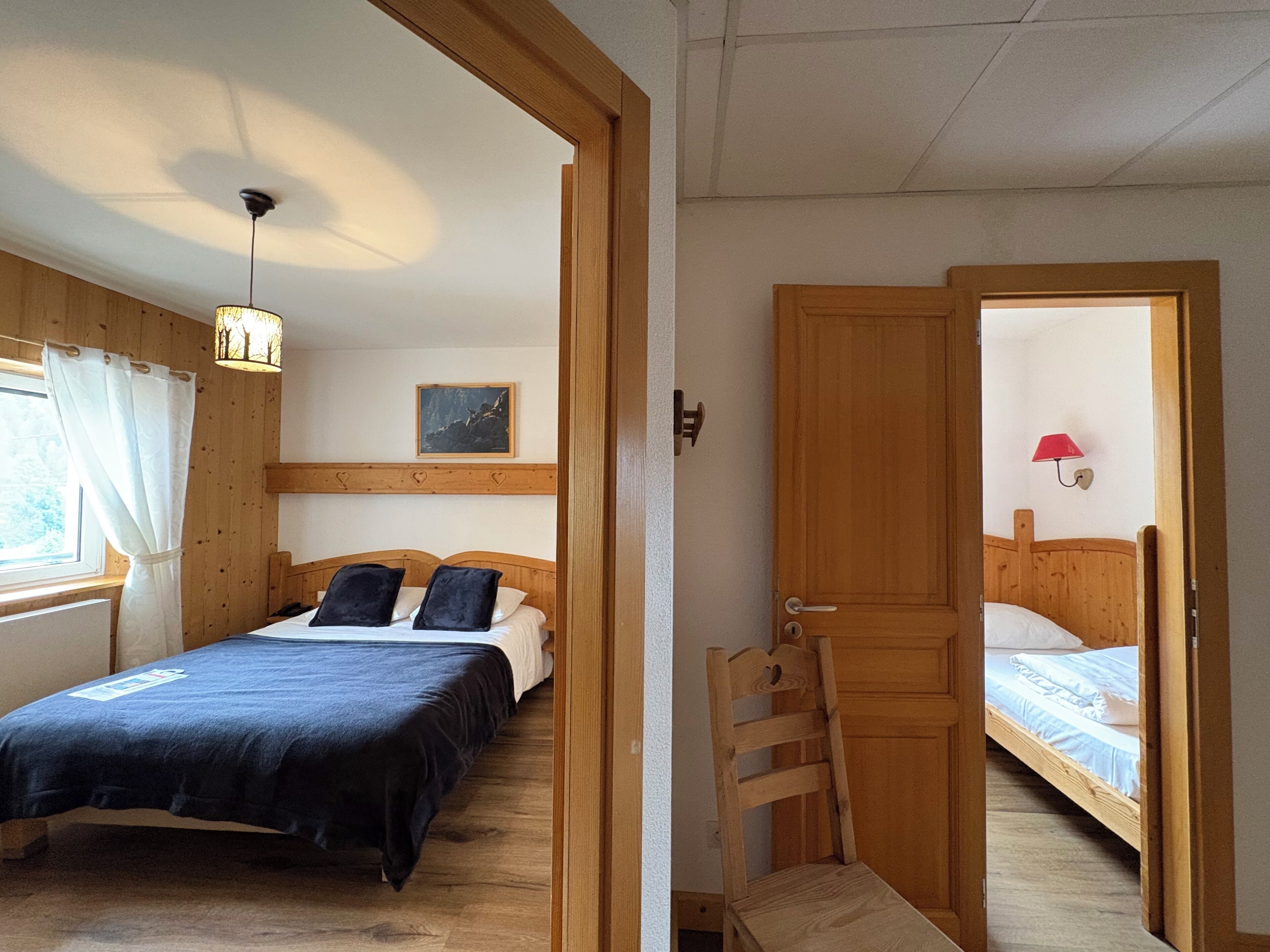 Kamar Keluarga, pemandangan danau | Meja kerja, kedap suara, dan setrika/meja setrika