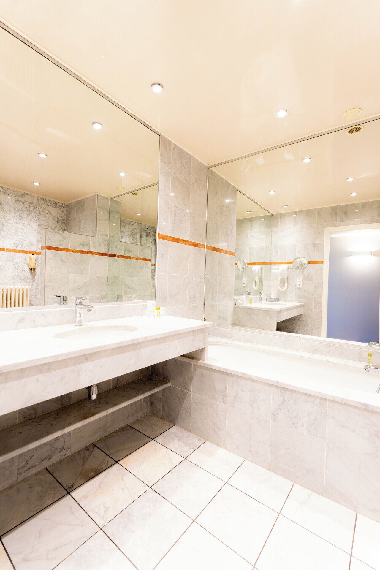 comfort double room | bathroom | hair dryer, bathrobes, towels