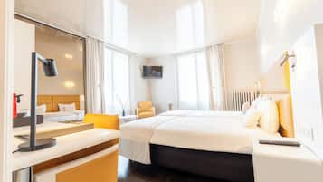 Comfort Double Room | Minibar, in-room safe, individually decorated, desk