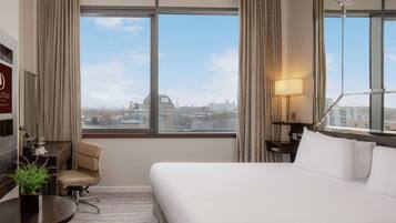 Deluxe Room, 1 King Bed, Non Smoking | View from room