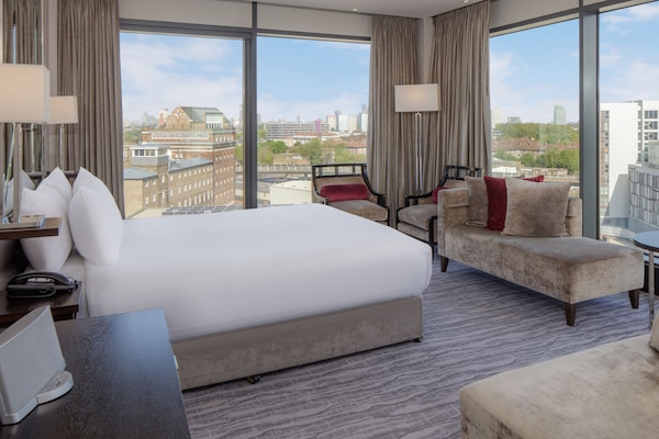 Suite júnior, 1 llit de matrimoni gran, no fumadors | Roba de llit hipoal·lergògena, caixa forta a l'habitació i escriptori