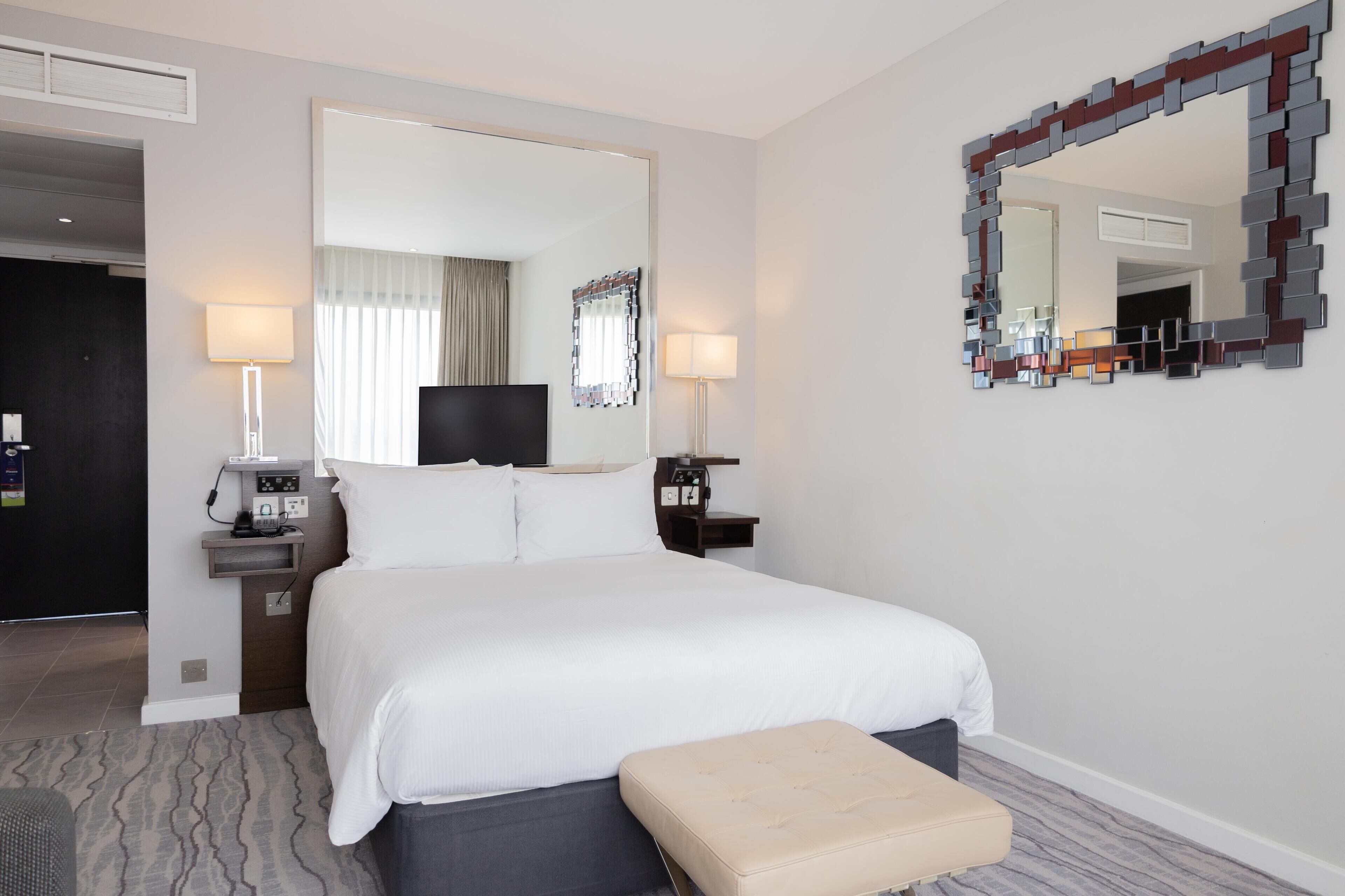 Deluxe Room, 1 Queen Bed, Non Smoking