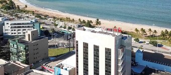 ibis Vitoria Praia de Camburi