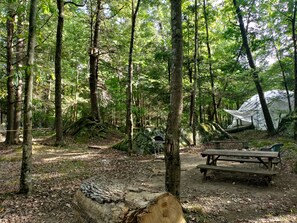 Cabin E | Terrace/patio - Abrams Creek Center (Elk Garden)