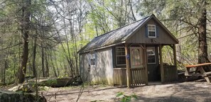 Cabin B | 2 bedrooms