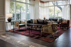 Lobby - Hotel Tonnelle New Orleans, A Tribute Portfolio Hotel By Marriott (New Orleans)