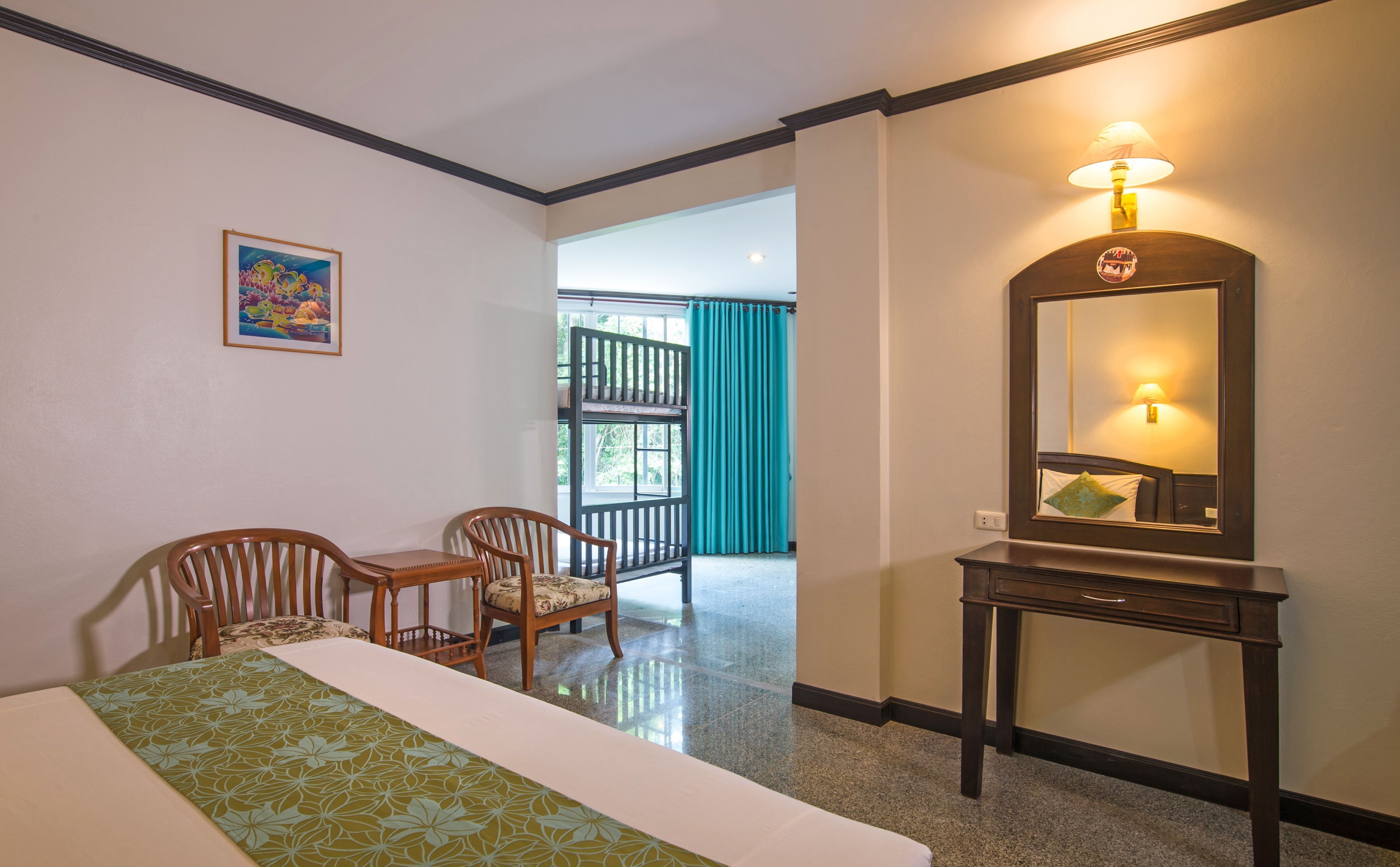 Ropa de cama hipoalergénica y minibar 
