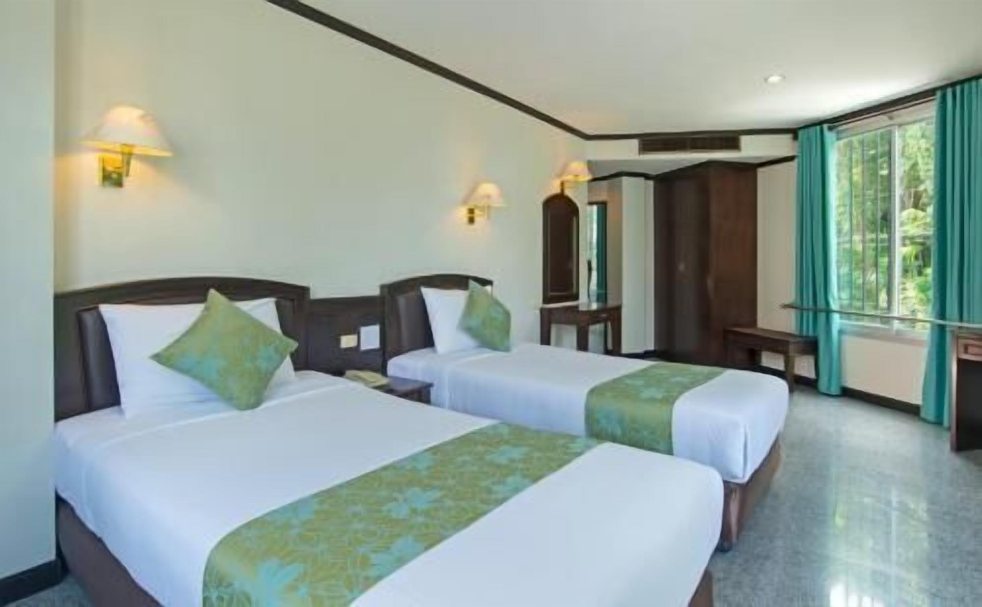 Ropa de cama hipoalergénica y minibar 