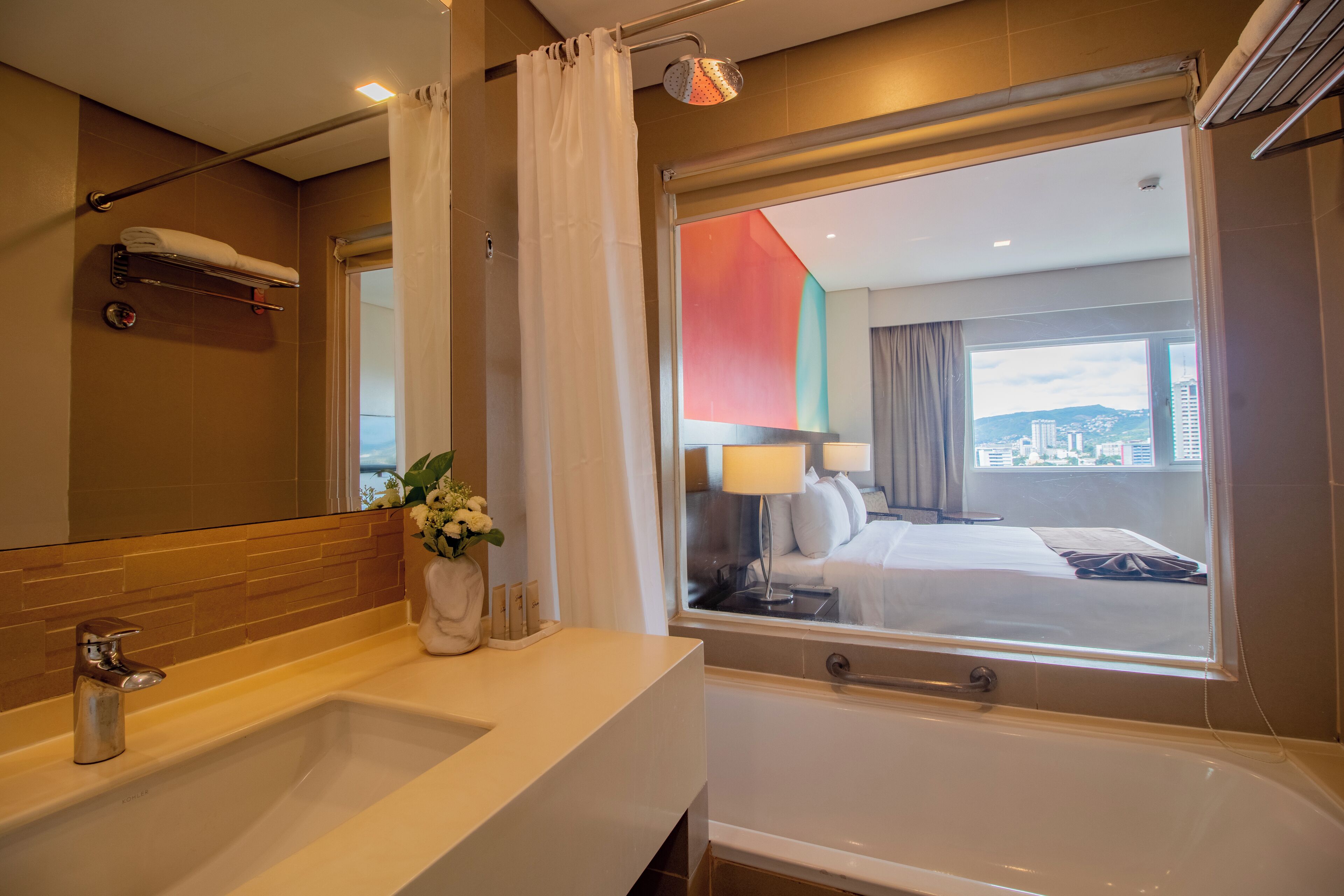 1 bedroom, premium bedding, memory-foam beds, minibar