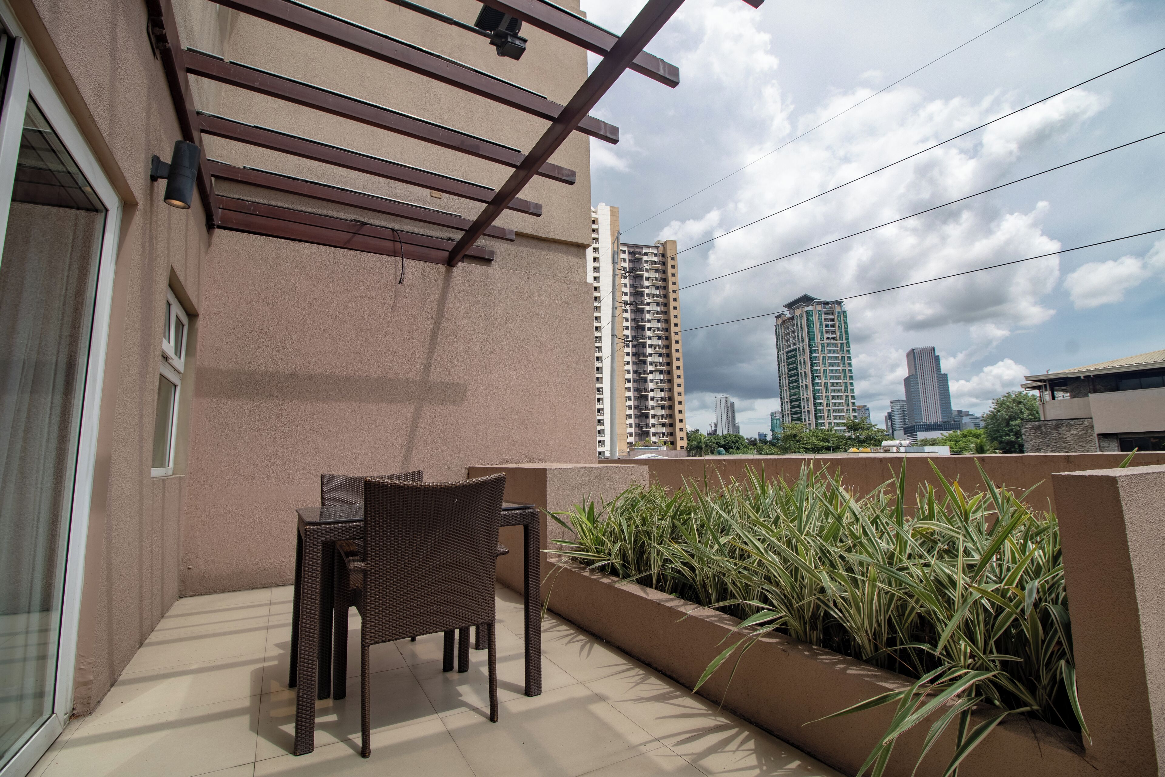 premier twin room | balcony