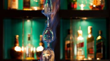 2 Restaurants, Frühstück, Mittagessen, Abendessen, internationale Küche