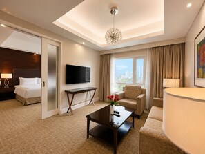 Executive Suite | Premium bedding, memory foam beds, minibar, in-room safe - Harolds Hotel CEBU (Cebu City)