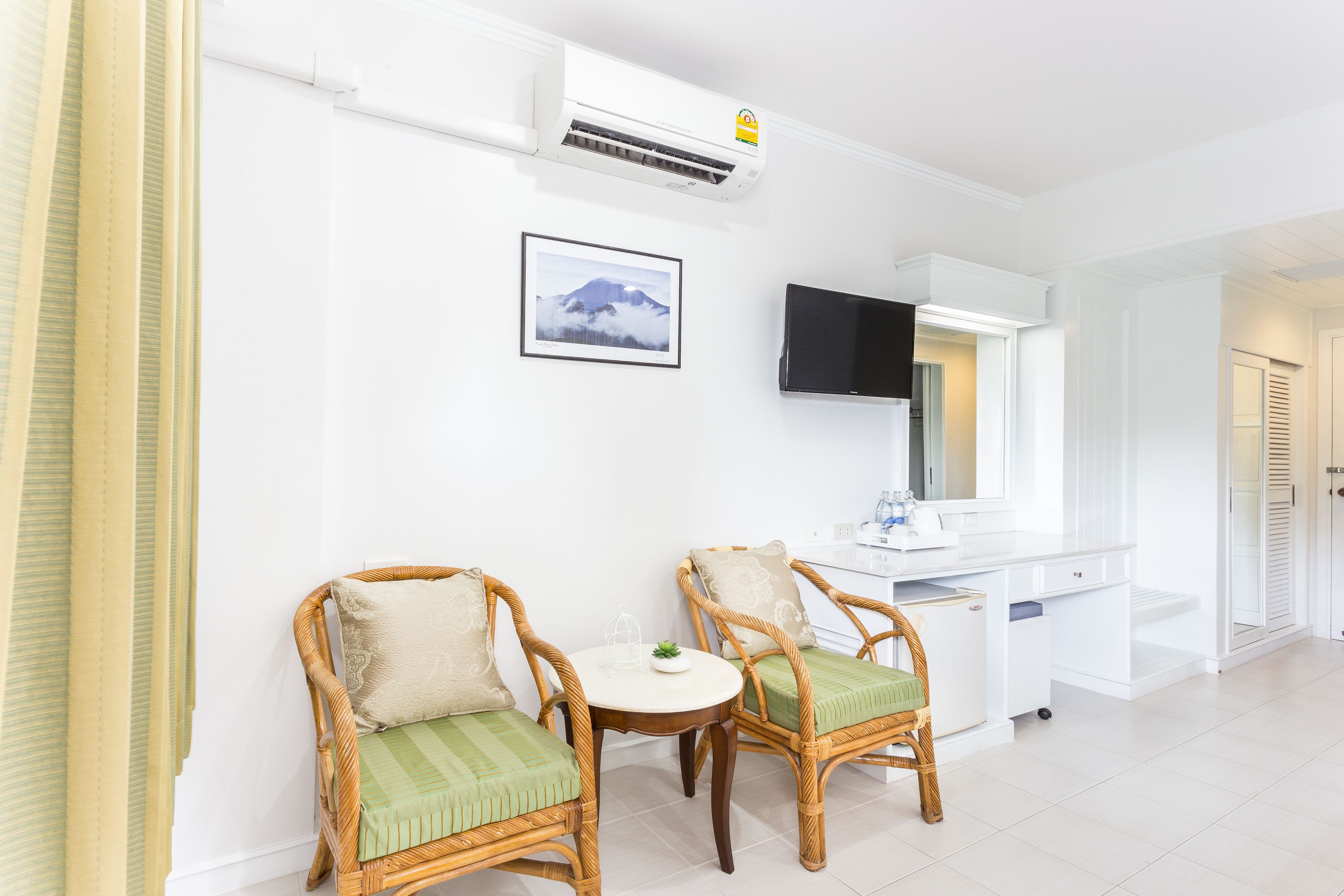 triple room | room amenity