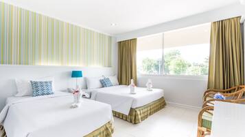 Habitación triple | Escritorio y wifi gratis