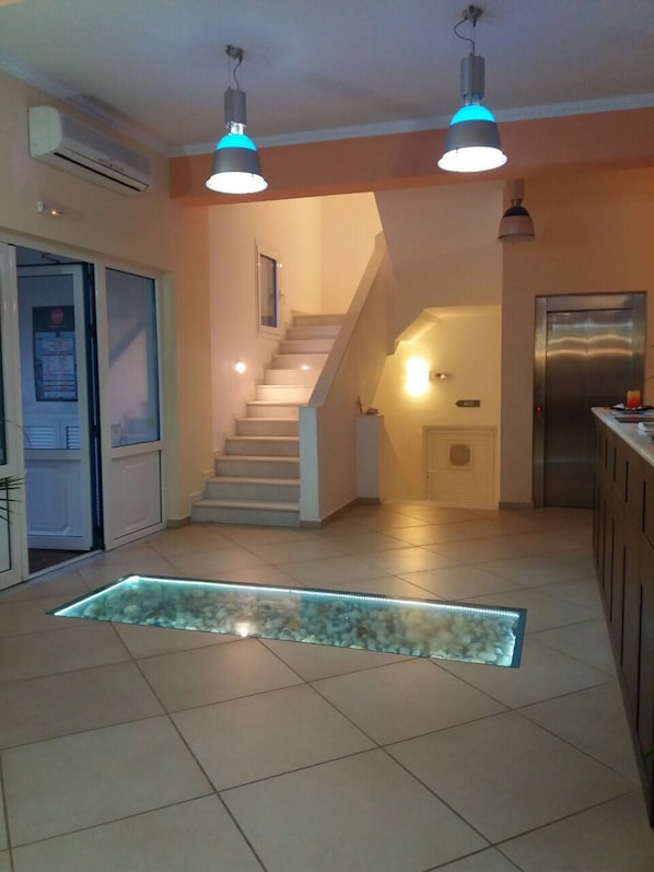 Reception - Romantica Hotel (Kithira)